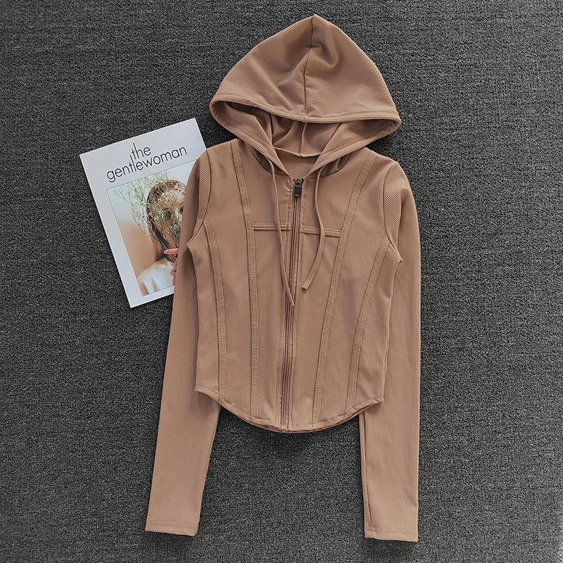 Damen Sportjacke mit Kapuze – Schnell trocknend & Figurbetont