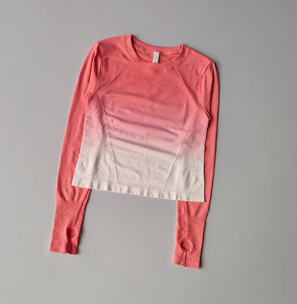 Damen Slim Fit Sportshirt Langarm – Figurbetont & schnelltrocknend